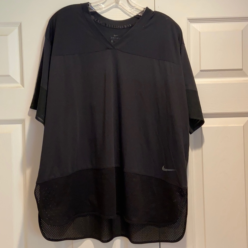Black Nike Work Out Top